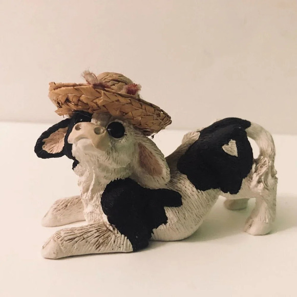 Vtg Lot of 2 Enesco Kathy Wise Calf Cow Figure  Straw Hats - Picture 8 of 16